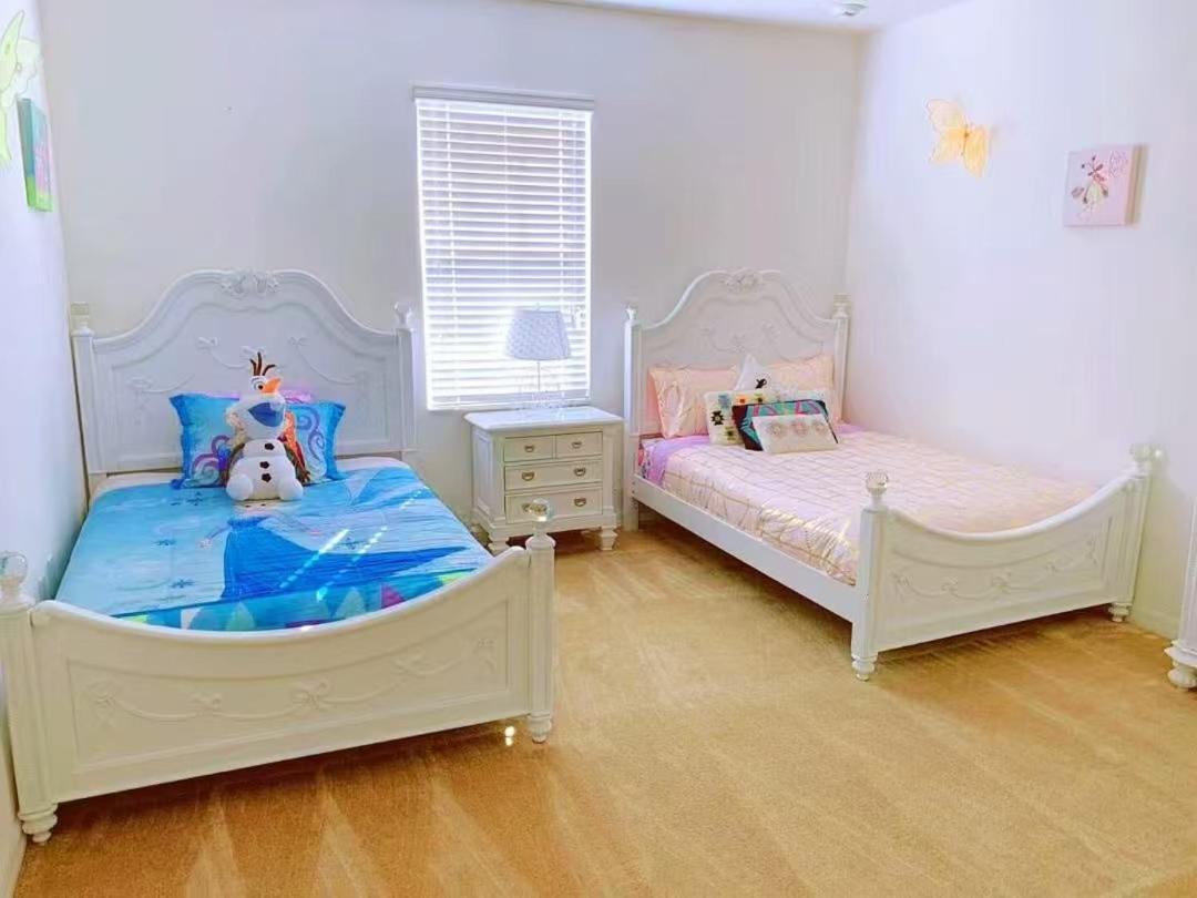 Family Retreat - Double Rooms King Rms Shared Bath-Luxury Club-Pool Spa-Near Disney Parks With Wifi Davenport Bagian luar foto
